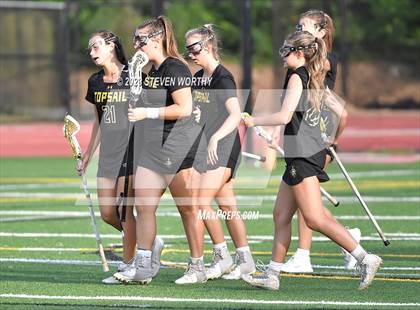 Thumbnail 2 in Cardinal Gibbons vs. Topsail (4A East Regional Final) photogallery.