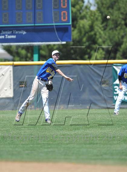 Thumbnail 3 in Fossil Ridge @ ThunderRidge (CHSAA 5A District 8) photogallery.