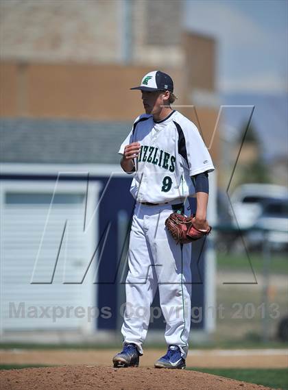 Thumbnail 1 in Fossil Ridge @ ThunderRidge (CHSAA 5A District 8) photogallery.