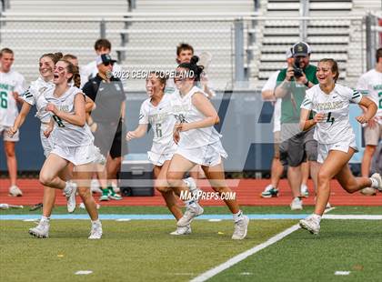 Thumbnail 3 in Blessed Trinity vs. Roswell (GHSA 5A-6A Championship) photogallery.