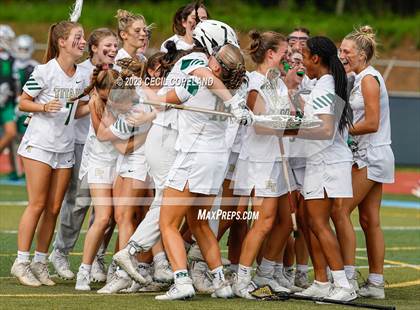 Thumbnail 3 in Blessed Trinity vs. Roswell (GHSA 5A-6A Championship) photogallery.