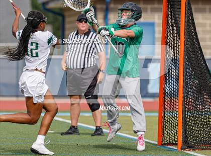 Thumbnail 2 in Blessed Trinity vs. Roswell (GHSA 5A-6A Championship) photogallery.