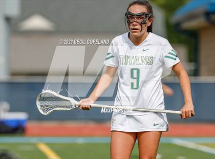 Thumbnail 3 in Blessed Trinity vs. Roswell (GHSA 5A-6A Championship) photogallery.