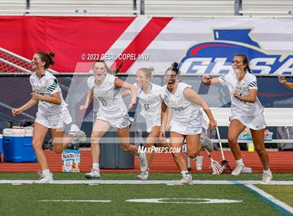 Thumbnail 3 in Blessed Trinity vs. Roswell (GHSA 5A-6A Championship) photogallery.