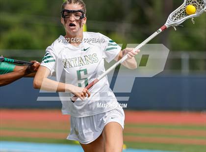 Thumbnail 3 in Blessed Trinity vs. Roswell (GHSA 5A-6A Championship) photogallery.