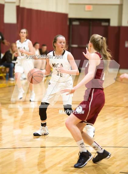 Thumbnail 3 in Archbishop Hannan vs. Mt. Carmel (All State Sugar Bowl Classic) photogallery.