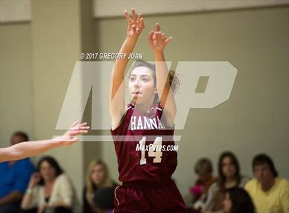 Thumbnail 3 in Archbishop Hannan vs. Mt. Carmel (All State Sugar Bowl Classic) photogallery.