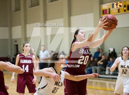Thumbnail 2 in Archbishop Hannan vs. Mt. Carmel (All State Sugar Bowl Classic) photogallery.