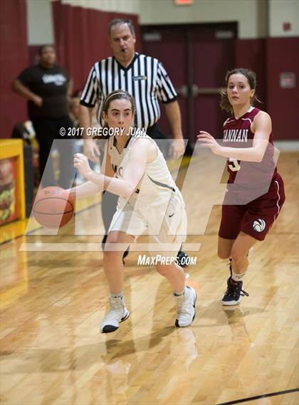Thumbnail 1 in Archbishop Hannan vs. Mt. Carmel (All State Sugar Bowl Classic) photogallery.