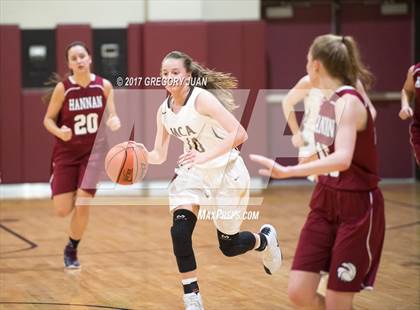 Thumbnail 1 in Archbishop Hannan vs. Mt. Carmel (All State Sugar Bowl Classic) photogallery.