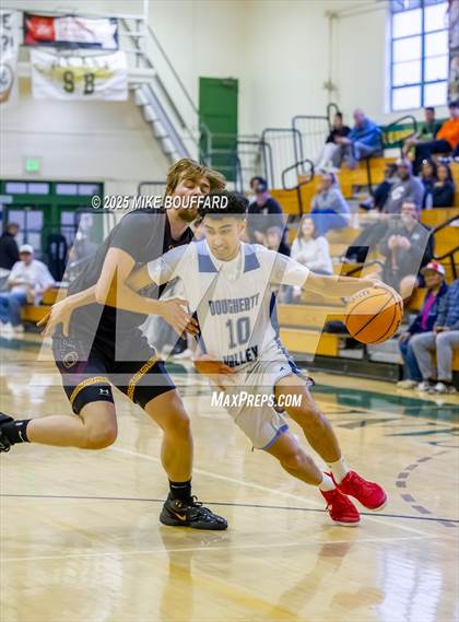 Thumbnail 1 in Dougherty Valley vs Oxnard (Santa Barbara Holiday Classic) photogallery.