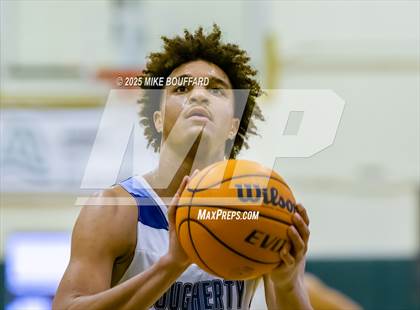 Thumbnail 3 in Dougherty Valley vs Oxnard (Santa Barbara Holiday Classic) photogallery.