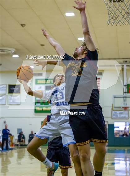 Thumbnail 1 in Dougherty Valley vs Oxnard (Santa Barbara Holiday Classic) photogallery.