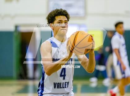 Thumbnail 2 in Dougherty Valley vs Oxnard (Santa Barbara Holiday Classic) photogallery.