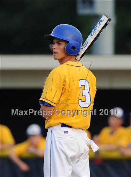 Thumbnail 3 in Laney @ Smithfield-Selma (NCHSAA 4A Playoffs) photogallery.