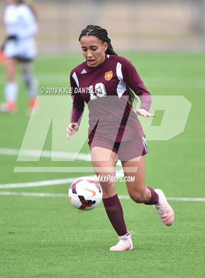 Thumbnail 2 in Liberty vs Round Rock (National Elite Prep Showcase) photogallery.