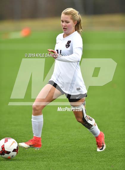 Thumbnail 2 in Liberty vs Round Rock (National Elite Prep Showcase) photogallery.