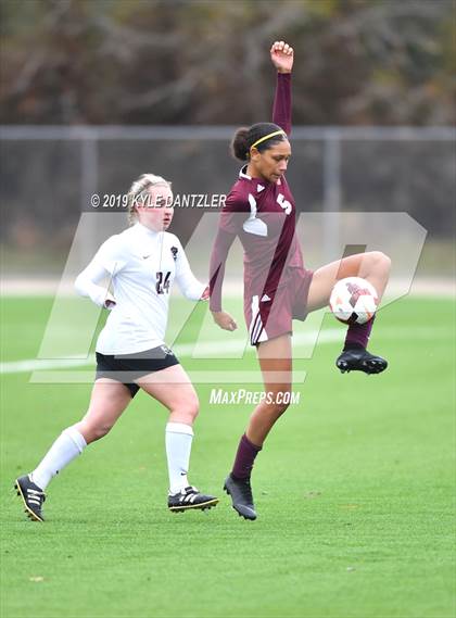 Thumbnail 3 in Liberty vs Round Rock (National Elite Prep Showcase) photogallery.