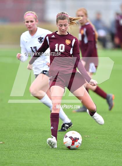 Thumbnail 1 in Liberty vs Round Rock (National Elite Prep Showcase) photogallery.