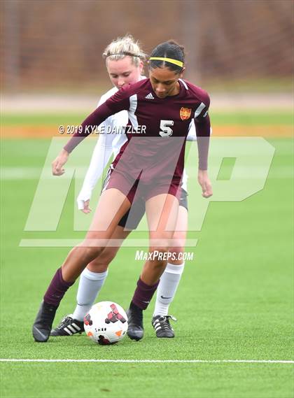 Thumbnail 2 in Liberty vs Round Rock (National Elite Prep Showcase) photogallery.