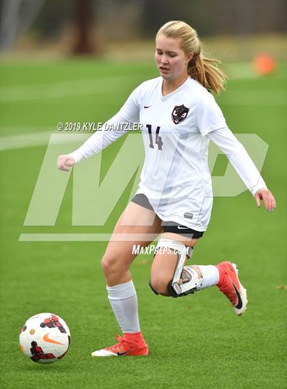Thumbnail 1 in Liberty vs Round Rock (National Elite Prep Showcase) photogallery.