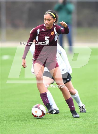 Thumbnail 1 in Liberty vs Round Rock (National Elite Prep Showcase) photogallery.