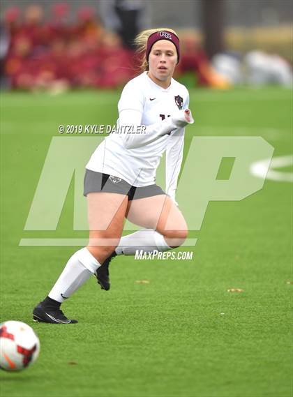 Thumbnail 2 in Liberty vs Round Rock (National Elite Prep Showcase) photogallery.