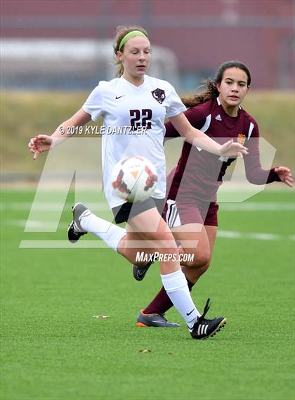 Thumbnail 2 in Liberty vs Round Rock (National Elite Prep Showcase) photogallery.