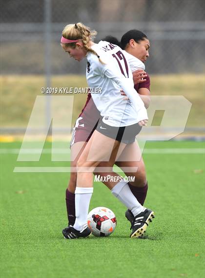 Thumbnail 2 in Liberty vs Round Rock (National Elite Prep Showcase) photogallery.