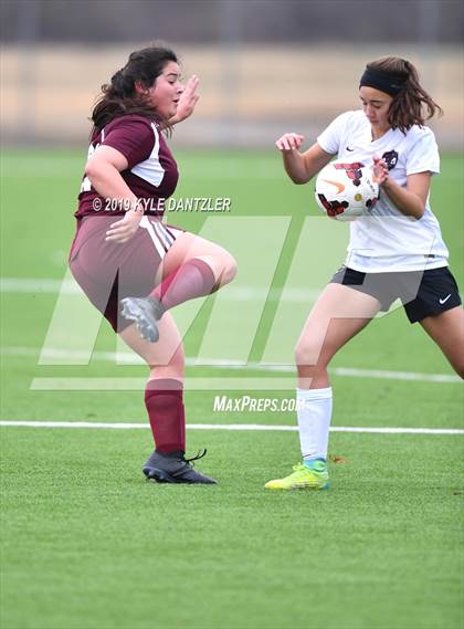 Thumbnail 3 in Liberty vs Round Rock (National Elite Prep Showcase) photogallery.