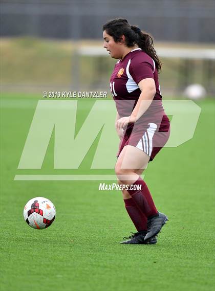 Thumbnail 1 in Liberty vs Round Rock (National Elite Prep Showcase) photogallery.