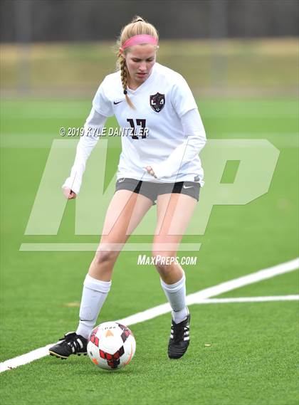 Thumbnail 1 in Liberty vs Round Rock (National Elite Prep Showcase) photogallery.