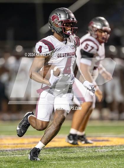 Thumbnail 2 in Thibodaux vs. Destrehan photogallery.