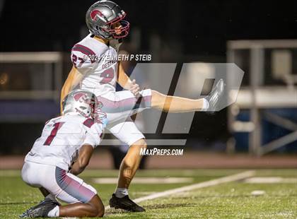 Thumbnail 2 in Thibodaux vs. Destrehan photogallery.