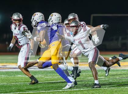 Thumbnail 1 in Thibodaux vs. Destrehan photogallery.