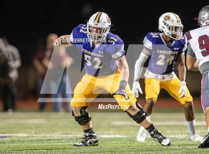 Thumbnail 1 in Thibodaux vs. Destrehan photogallery.