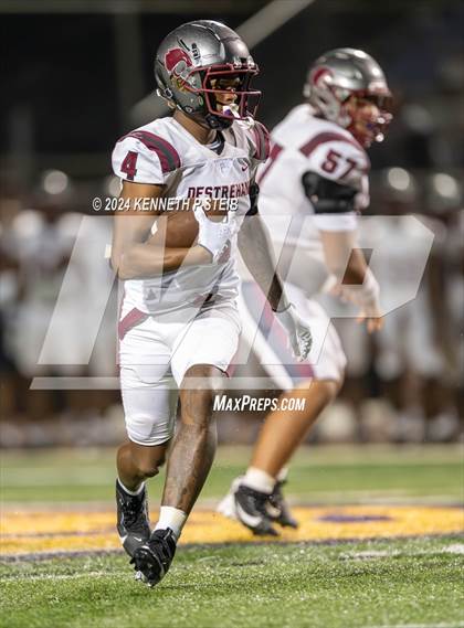 Thumbnail 1 in Thibodaux vs. Destrehan photogallery.