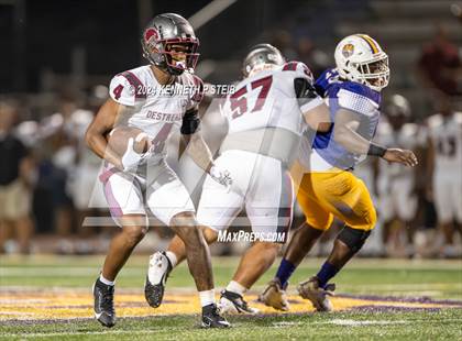 Thumbnail 2 in Thibodaux vs. Destrehan photogallery.