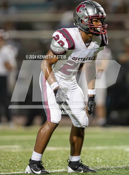Thumbnail 3 in Thibodaux vs. Destrehan photogallery.