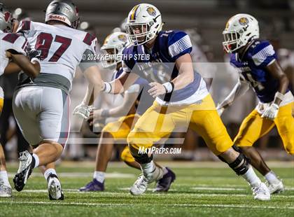Thumbnail 3 in Thibodaux vs. Destrehan photogallery.