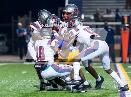 Thumbnail 3 in Thibodaux vs. Destrehan photogallery.