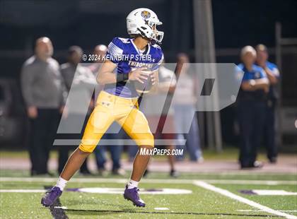 Thumbnail 2 in Thibodaux vs. Destrehan photogallery.