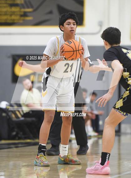 Thumbnail 1 in Canyon @ Foothill photogallery.