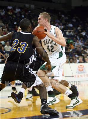 Thumbnail 2 in De La Salle vs. Newark Memorial (CIF NCS D1 Final) photogallery.
