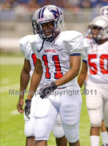 Thumbnail 1 in Calallen vs. Manvel (4A Div 2 Semifinal) photogallery.