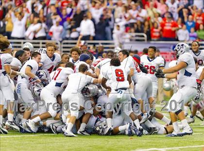 Thumbnail 2 in Calallen vs. Manvel (4A Div 2 Semifinal) photogallery.