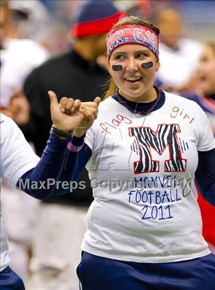 Thumbnail 3 in Calallen vs. Manvel (4A Div 2 Semifinal) photogallery.