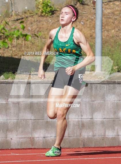 Thumbnail 3 in FVL Championships (100, 200, 400, 800 Meter) photogallery.