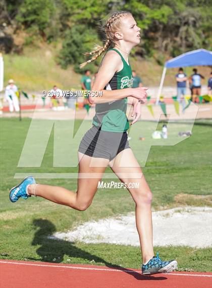 Thumbnail 1 in FVL Championships (100, 200, 400, 800 Meter) photogallery.
