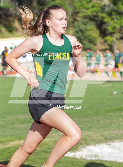 Thumbnail 3 in FVL Championships (100, 200, 400, 800 Meter) photogallery.